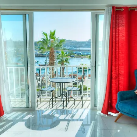 Seafront 2 Bedroom With Balcony & Jacuzzi Gogzr-6 Apartman Gżira